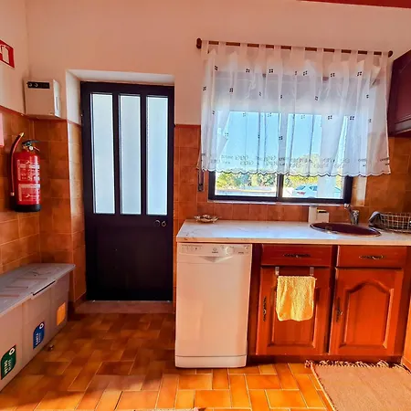 Nyaraló Casa Dos Pomares *