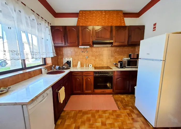 Casa Dos Pomares Дом отдыха *